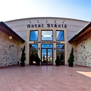 Budapest Airport Stacio Wellness & Konferencia Вечеш