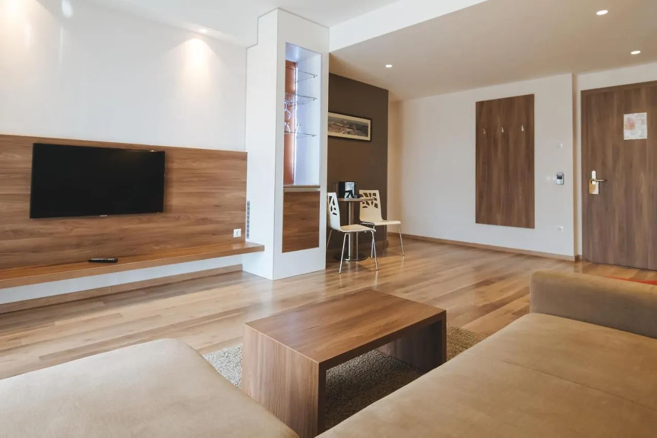 Imola Hotel Platan Eger