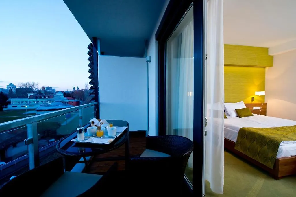 ****  Imola Hotel Platan Eger Hungary